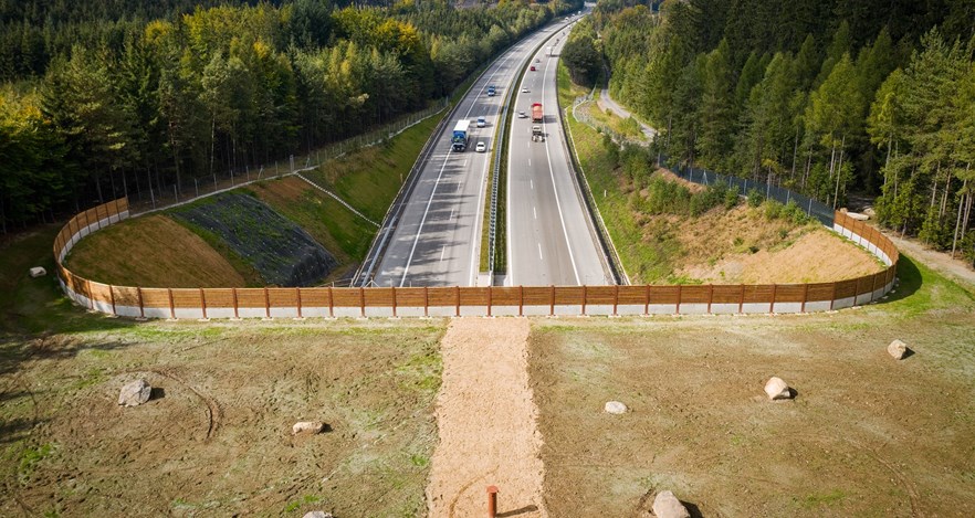 Ecoduct on D1 highway, section 12 Ecoduct on D1 highway, section 12