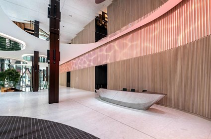 YY London, 30 South Colonnade