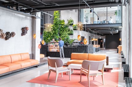 In a unique collaboration with Swedese and furniture designer Louise Hederström, construction waste from the workplace becomes furniture for the office building's atrium.