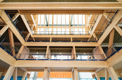 Växjö station and town hall consist of a large amount of wood. With solar cells on the roof and daylight, it provides a good indoor environment. The building meets the requirements for Miljöbyggnad Gold. Växjö station and town hall consist of a large amount of wood. With solar cells on the roof and daylight, it provides a good indoor environment. The building meets the requirements for Miljöbyggnad Gold.
