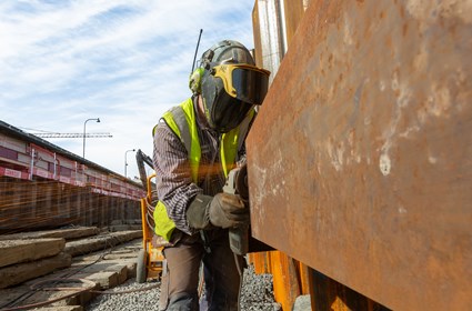 During phase one, 140 meters of the quay were renovated. During phase one, 140 meters of the quay were renovated.