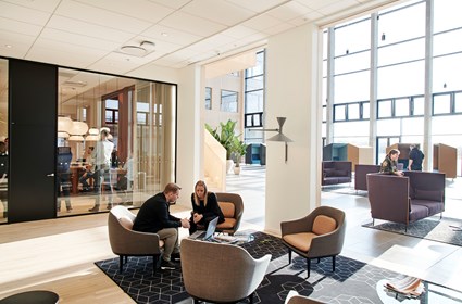 lounge-og-møderum-ved-atrium-sweco-københavn-denmark lounge-og-møderum-ved-atrium-sweco-københavn-denmark