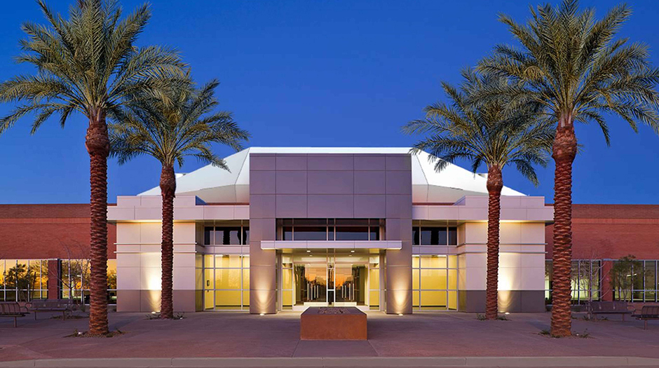 Aligned Data Center wanted to build the first consumption-based data center to deliver real estate infrastructure and power on-demand. Skanska successfully renovated and expanded three existing structures into the 550,000-SF facility the client envisioned.